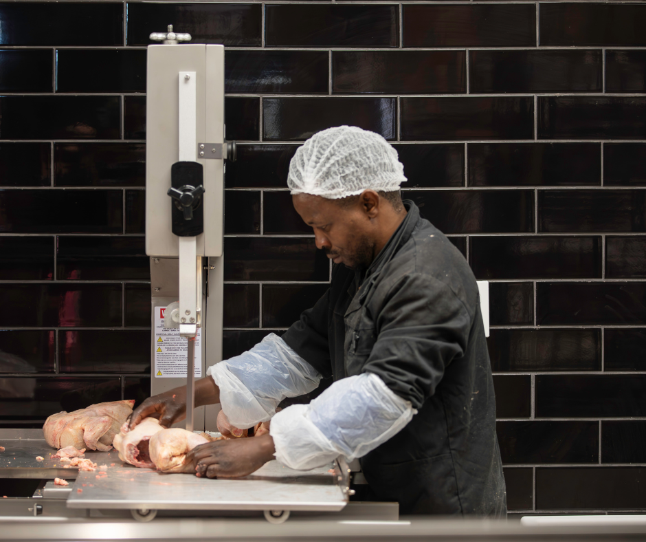 Ready to serve you only the best quality cuts!